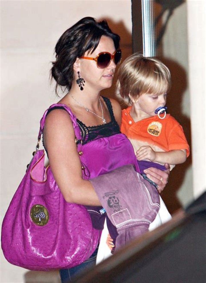 Is Britney Spears blacking out from diet pill abuse?