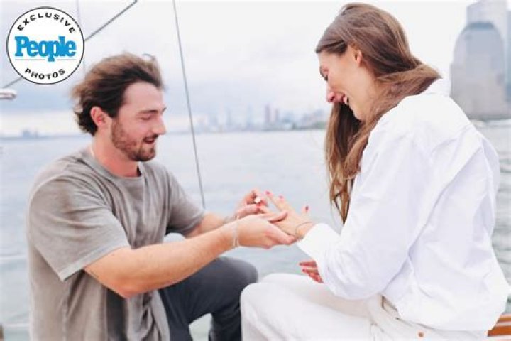 Ivan Hall proposed girlfriend Tailour Roberson with a ‘Diamond Ring’ and a brand-new ‘Tesla’ is engaged to his college girlfriend Tailour Roberson