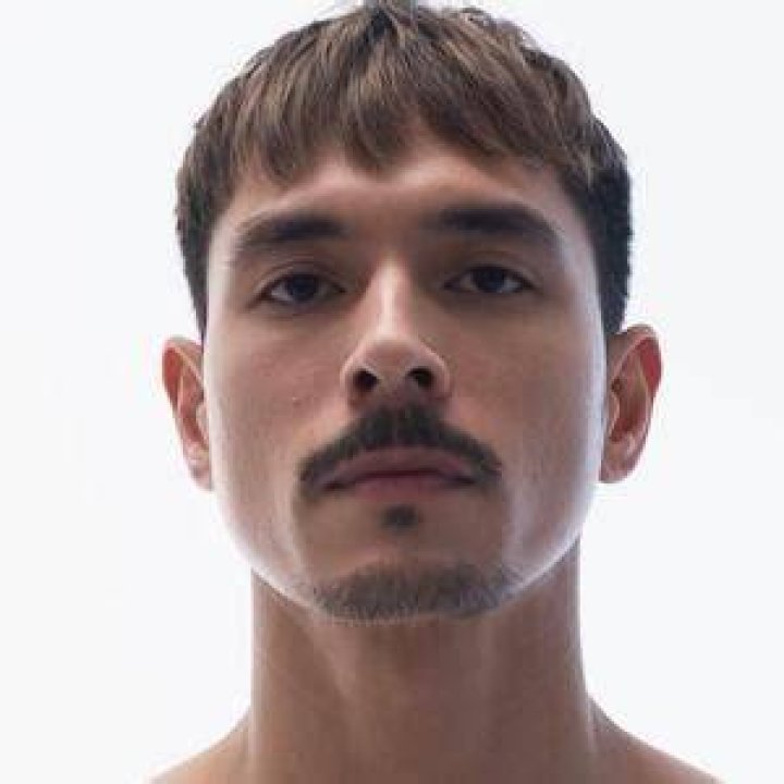 Jake Cuenca - Age, Family, Bio