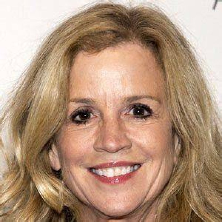 Jane Hanson - Age, Family, Bio