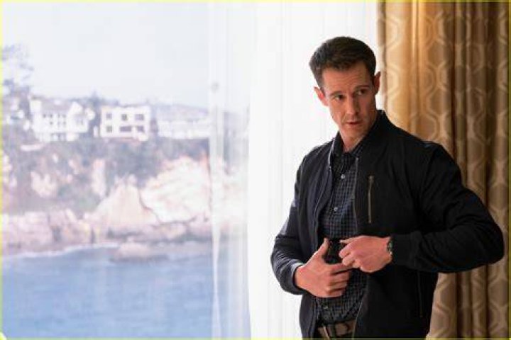 Jason Dohring photo