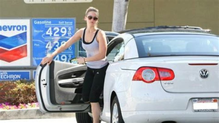 Jennifer Lawrence driving her Chevrolet Volt.
