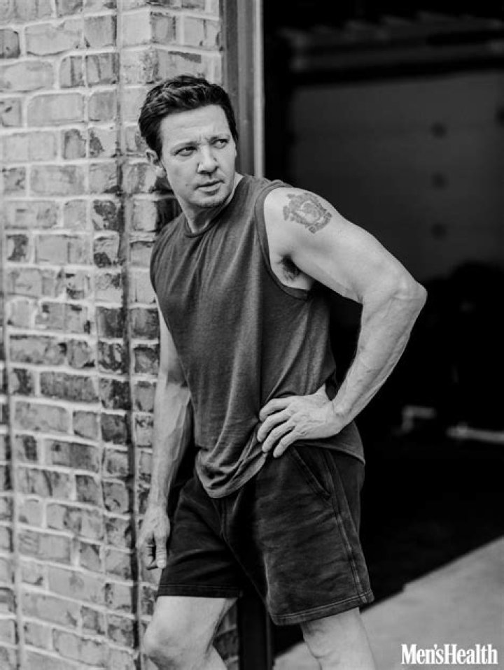 Jeremy Renner photo