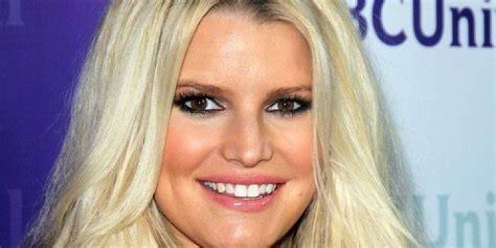 Jessica Simpson - Age, Family, Bio