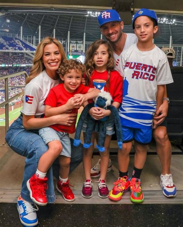 JJ Barea - Age, Family, Bio
