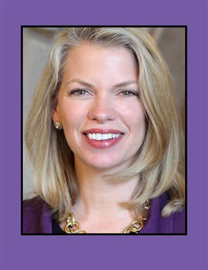 Julie Payne Bio (Wiki) 