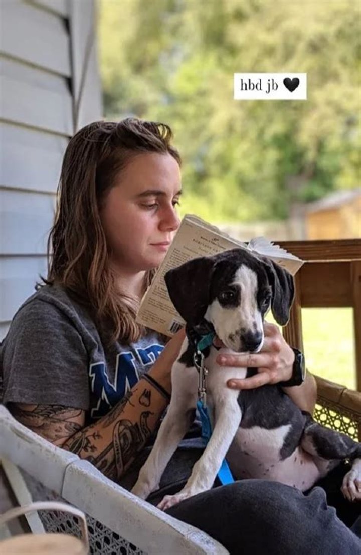 Julien Baker Pets