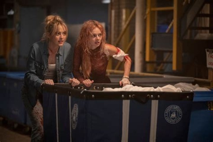 Kathryn Newton photo 3