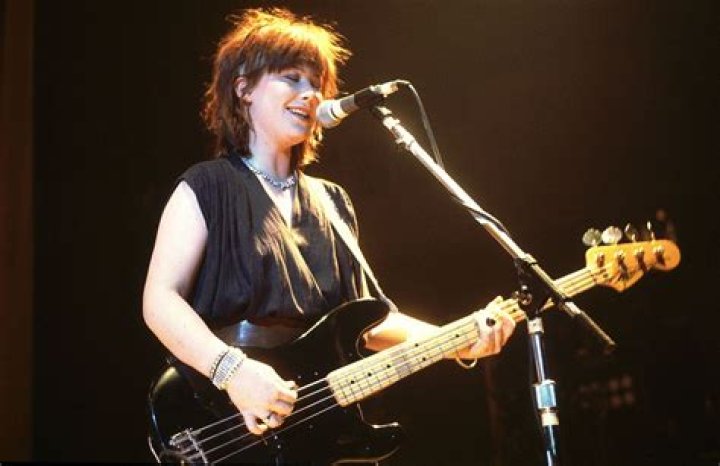 Kathy Valentine photo 2