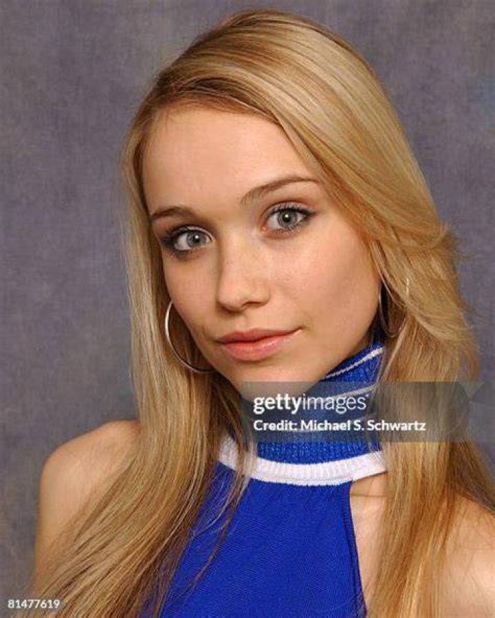 Katrina Bowden photo 2