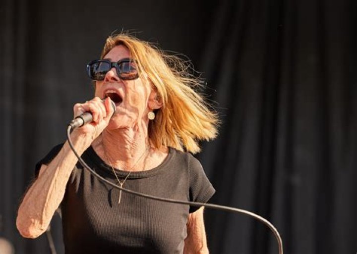 Kim Gordon photo