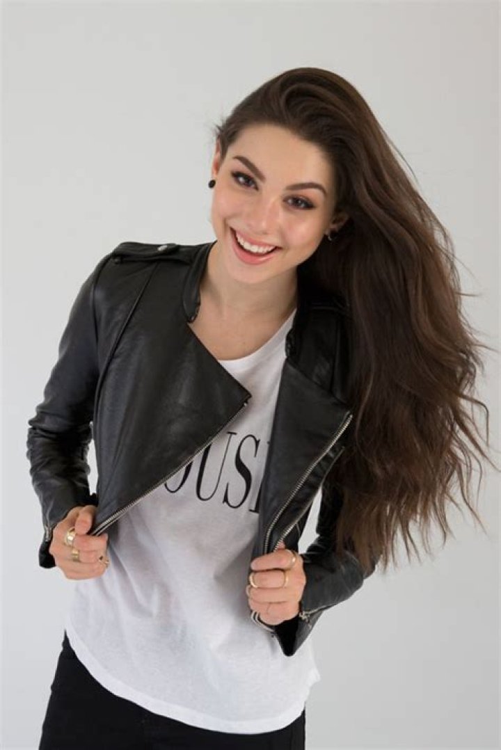 Kira Kosarin while at photoshoot