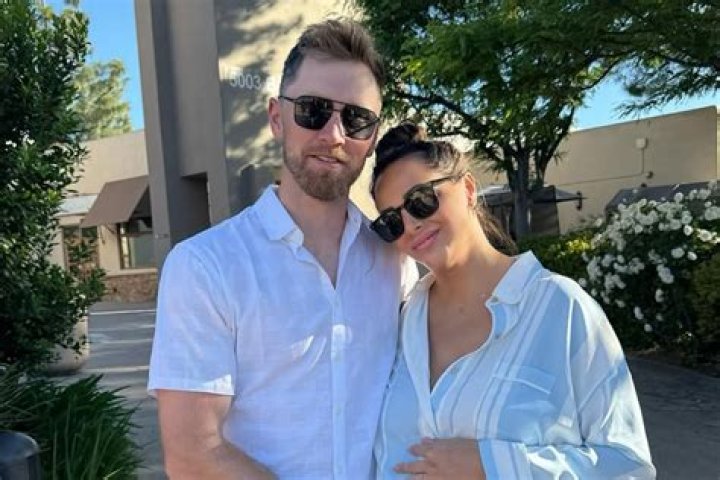 Kristen Doute and Ex Brian Carter Are Just ‘Friends’ Kristen Doute expresses her side of story after her break up with Brian