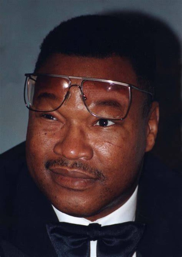Larry Holmes - Age, Family, Bio