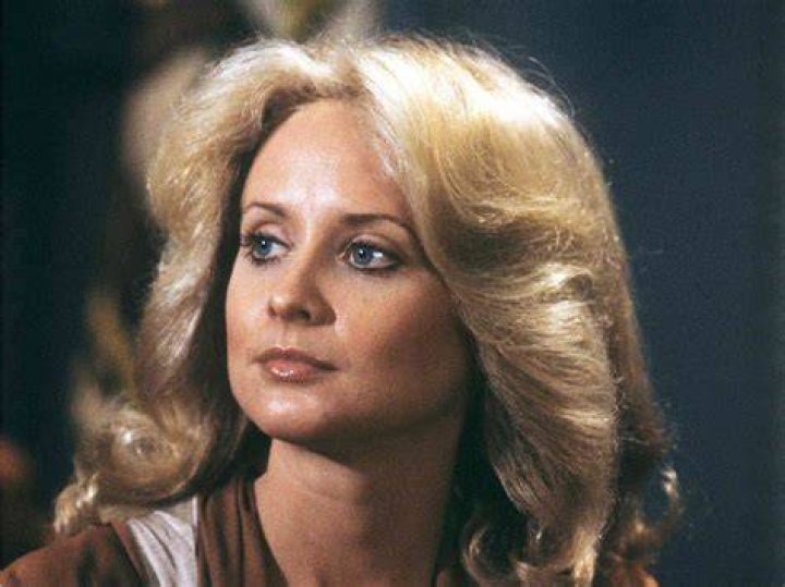 Laurette Spang Bio (Wiki) 