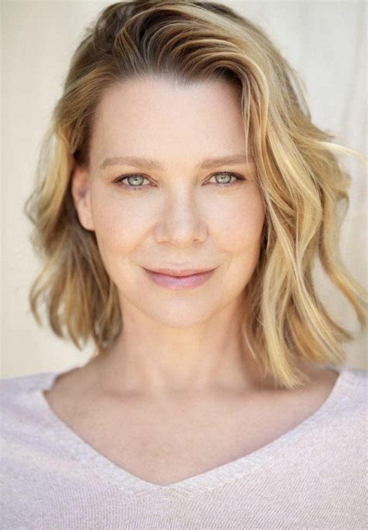 Laurie Holden photo 2