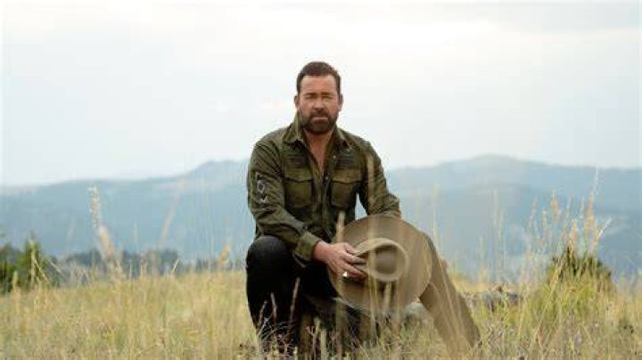 Lee Brice photo 2