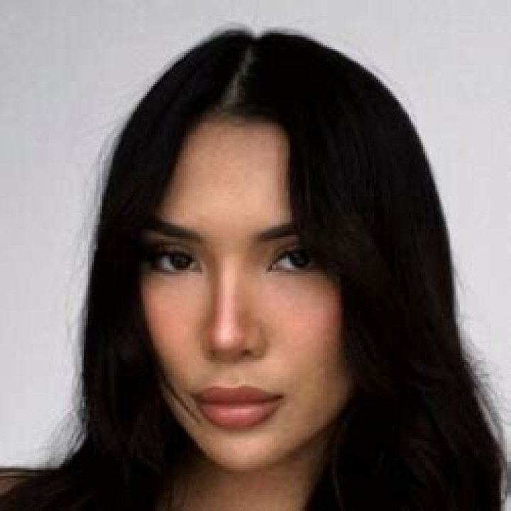 Linzy Luu - Age, Family, Bio