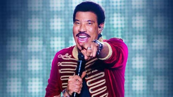 Lionel Richie having a ball