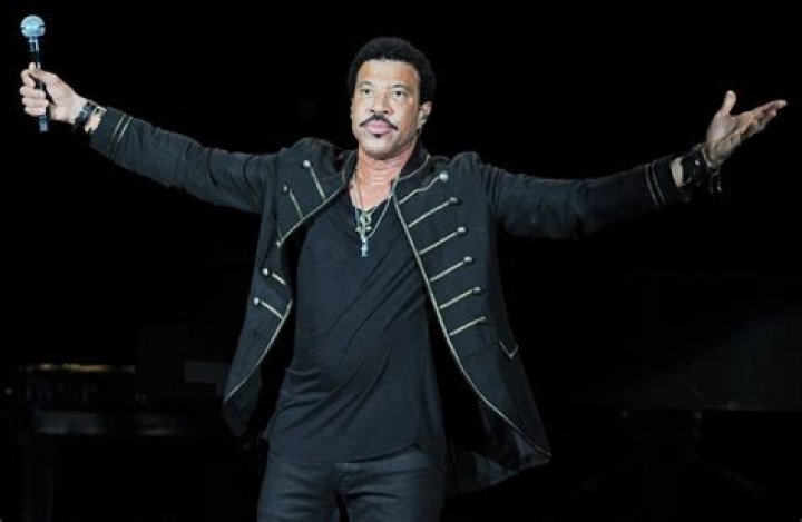 Lionel Richie live