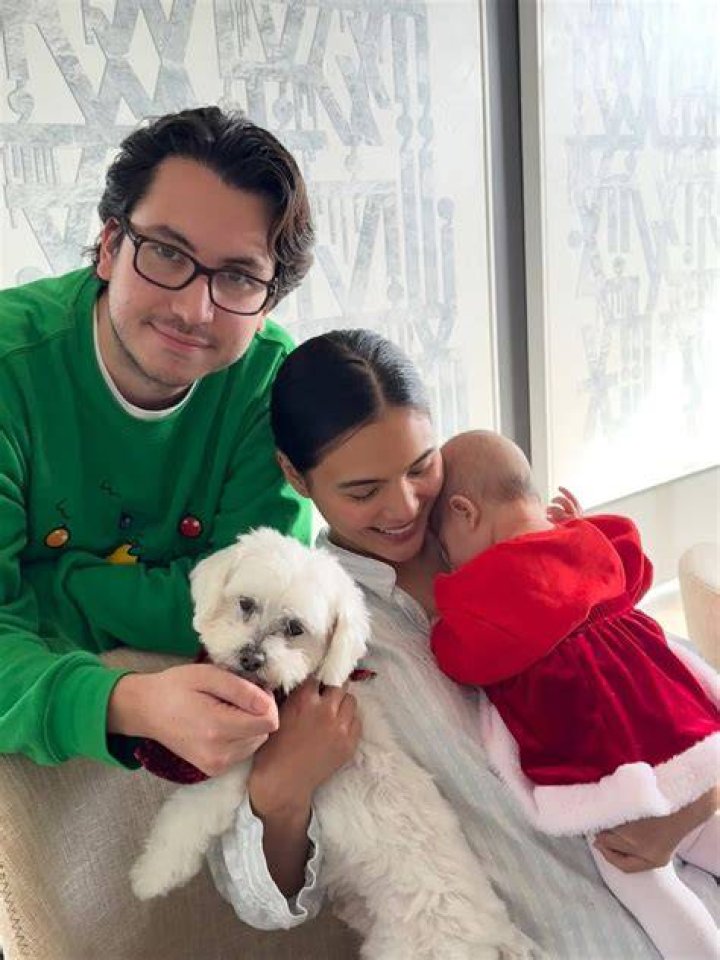 Lovi Poe - Age, Family, Bio