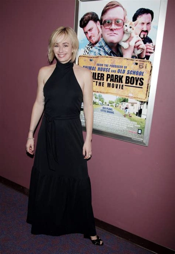 Lucy DeCoutere photo