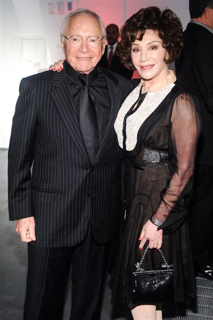Lynda Resnick photo 2