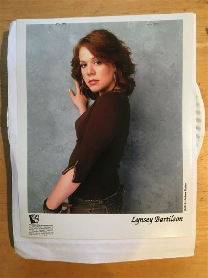 Lynsey Bartilson photo 3