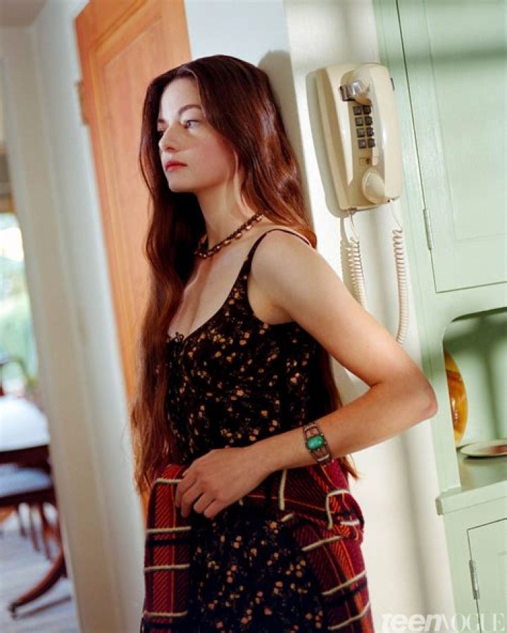 Mackenzie Foy photo 3