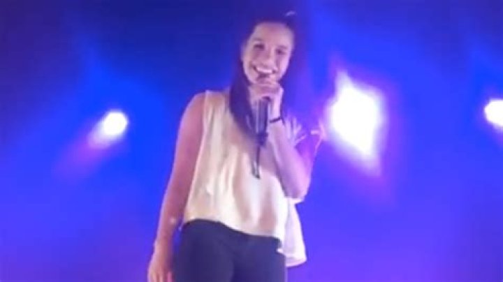 Mackenzie Ziegler performing live