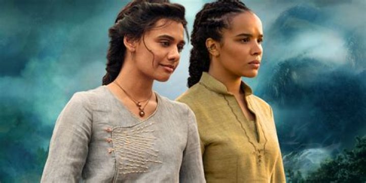 Madeleine Madden photo 2