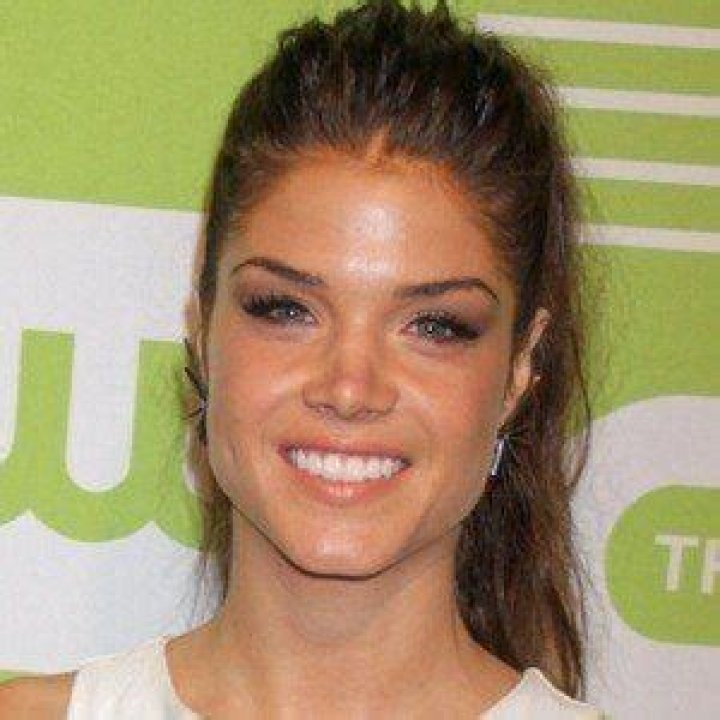 Marie Avgeropoulos Bio (Wiki) 