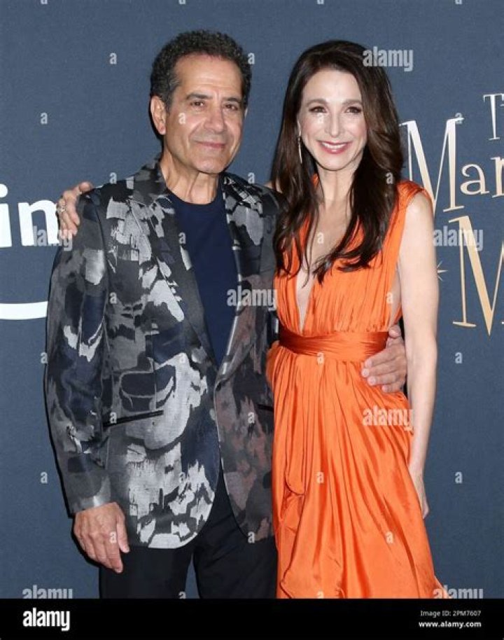 Marin Hinkle - Age, Family, Bio