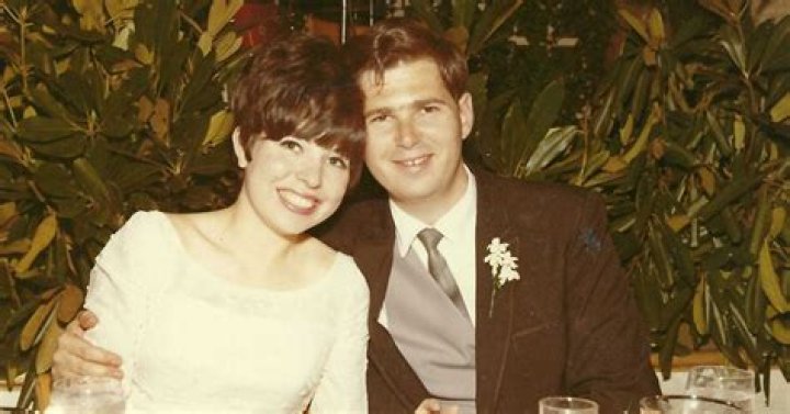 Mark Levin with wife