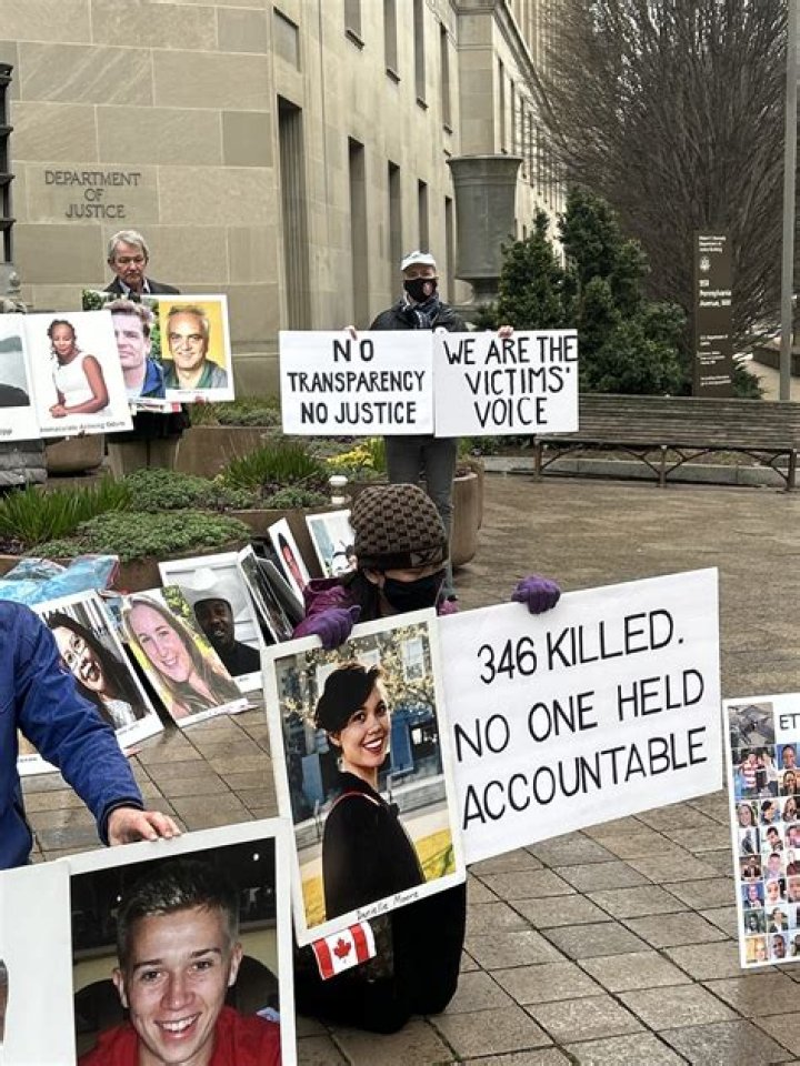 Memorial And Protest Held At Office Of Minnesota Dentist That Killed Famed Lion In Zimbabwe
