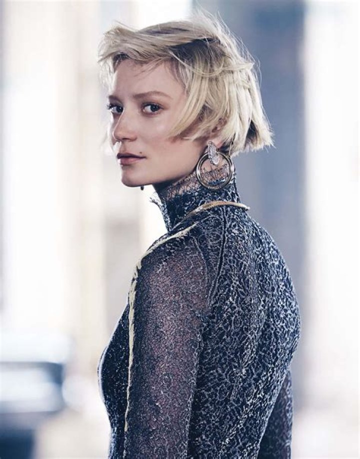 Mia Wasikowska photo