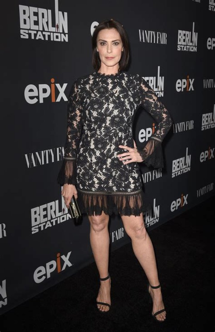 Michelle Forbes photo 2