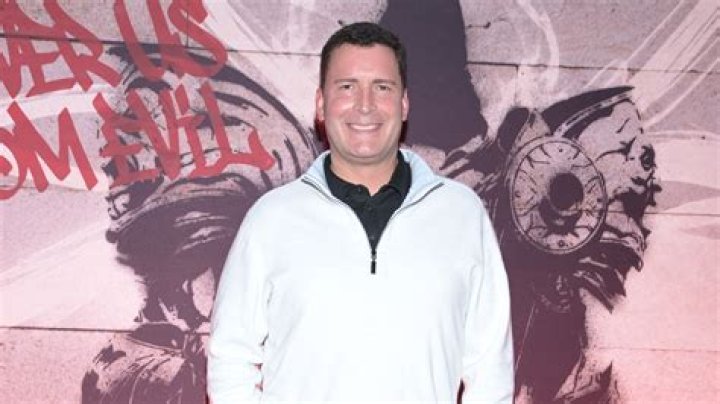  Mike Ybarra