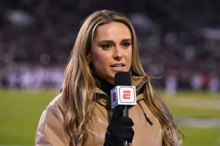 Molly McGrath Bio (Wiki) 