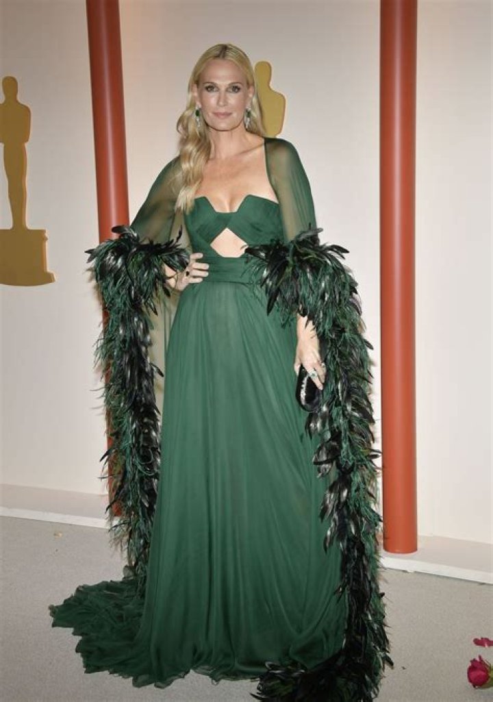 Molly Sims photo 3