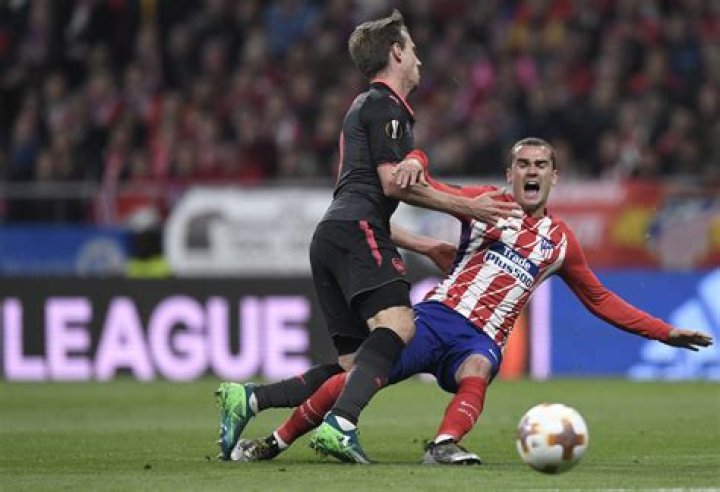Nacho Monreal photo