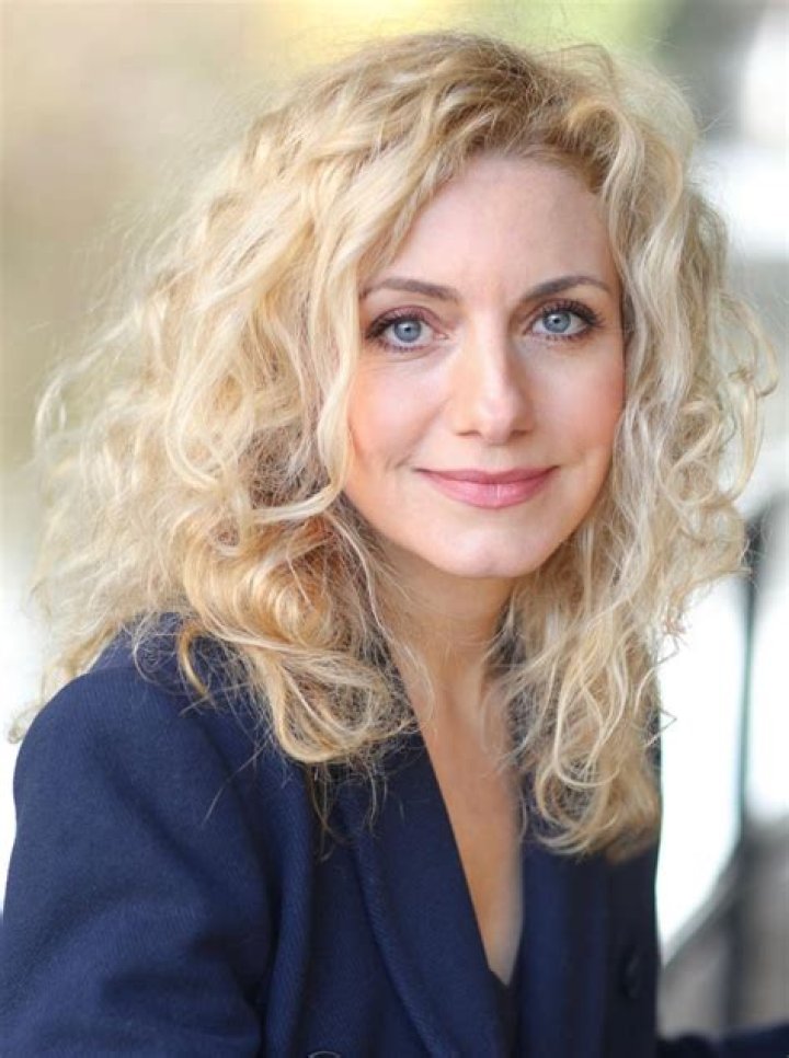 Natalie Walter is an actress for television, movies, and stages.
