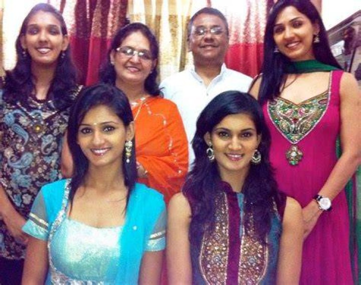 Neeti Mohan - Age, Family, Bio
