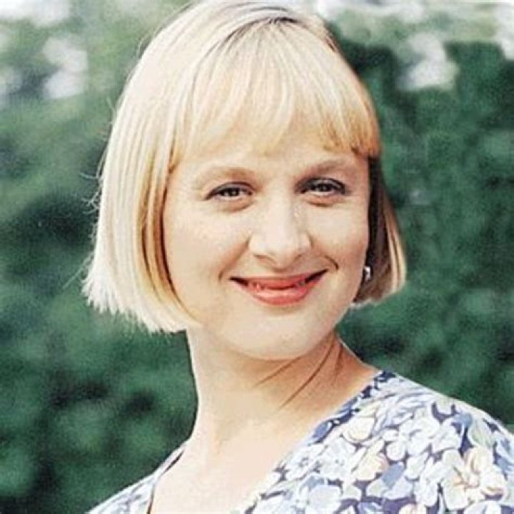 Niamh Cusack Bio (Wiki) 