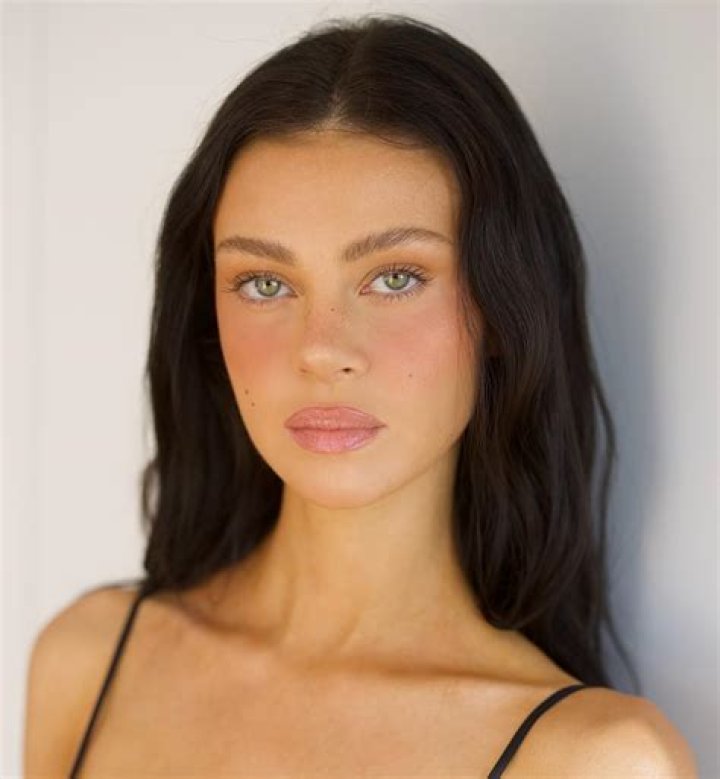 Nicola Peltz Bio (Wiki) 