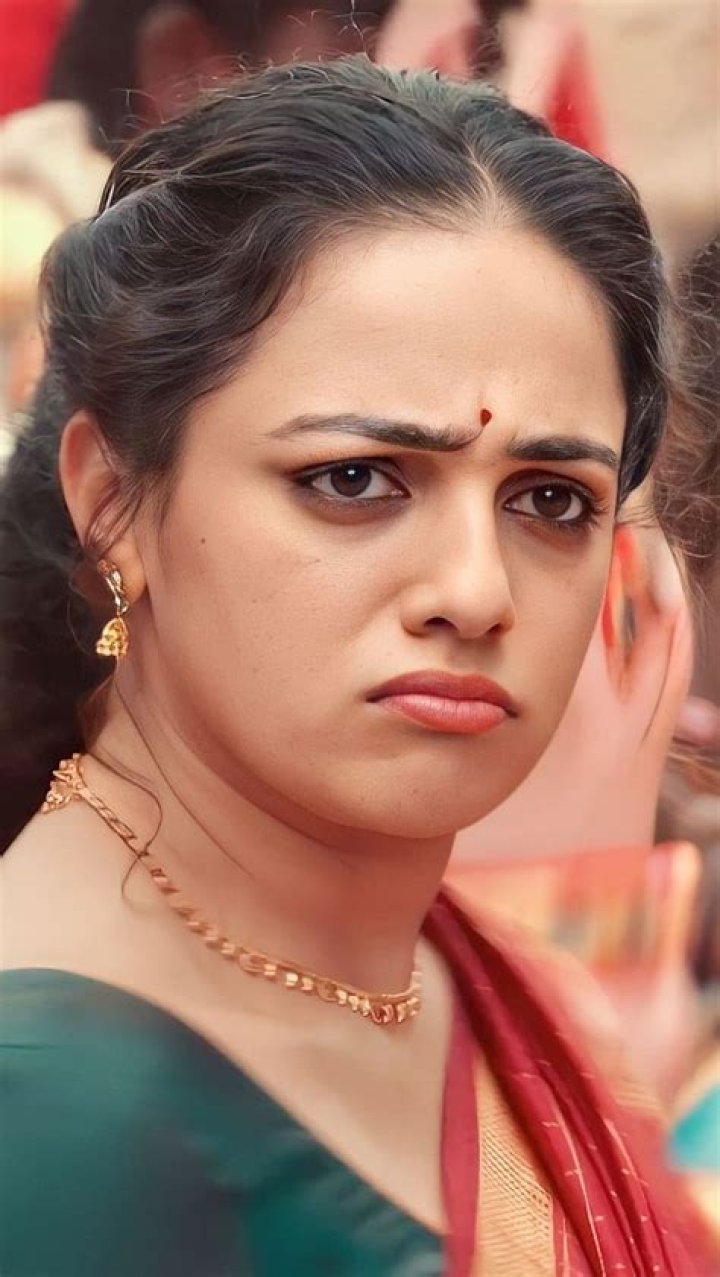 Nithya Menen photo 2