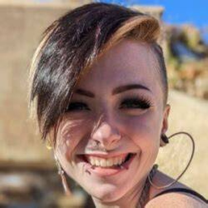 noteasybeinwheezy - Age, Family, Bio