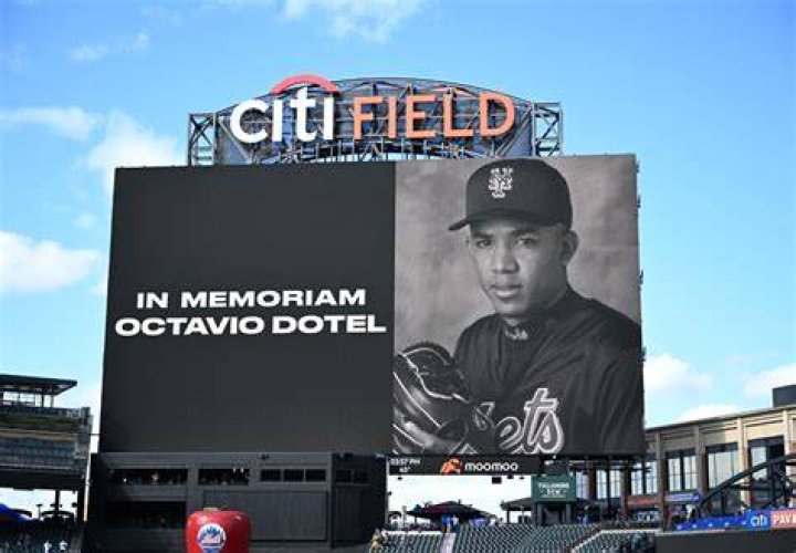 Octavio Dotel photo
