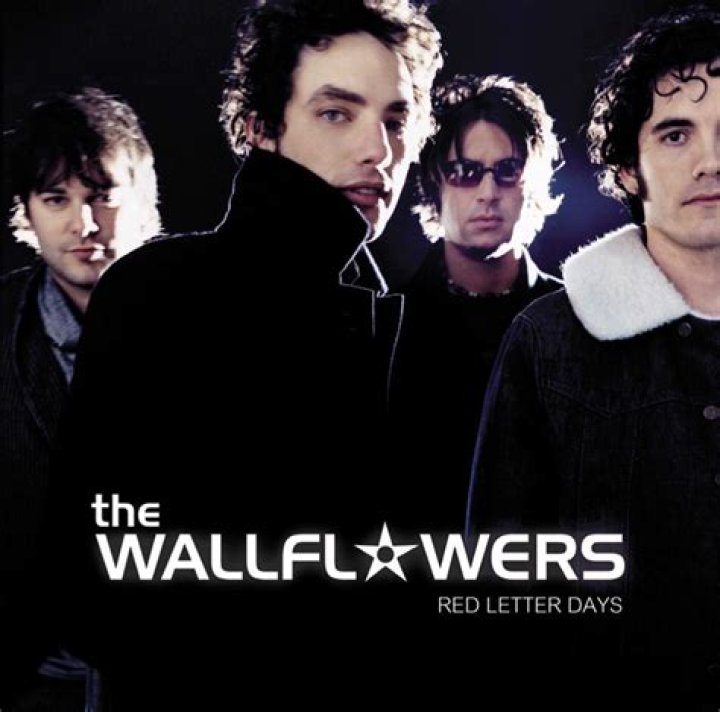 (Original Caption) The band Wallflowers with Jakob Dylan, Michael Ward, Rami Jaffee, Mario Calire and Greg Richling.
