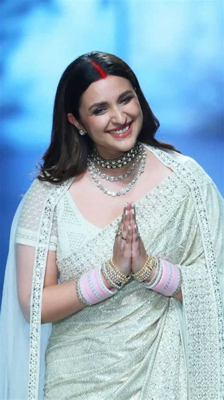 Parineeti Chopra photo 2